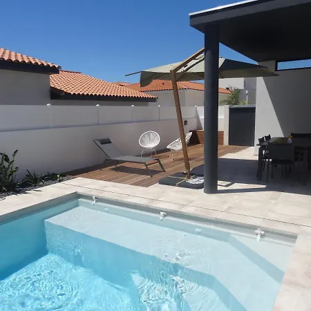 Moderne Dans Quartier Calme Villa *